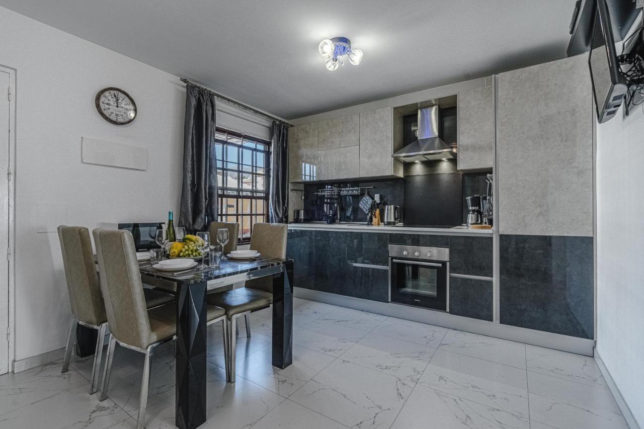 Amazing 3 Bedroom Apartment On The First Line Of The Best Las Americas Beach, Air Conditioner And Terrace Ocean View بلايا ذي لاس أميريكاس المظهر الخارجي الصورة