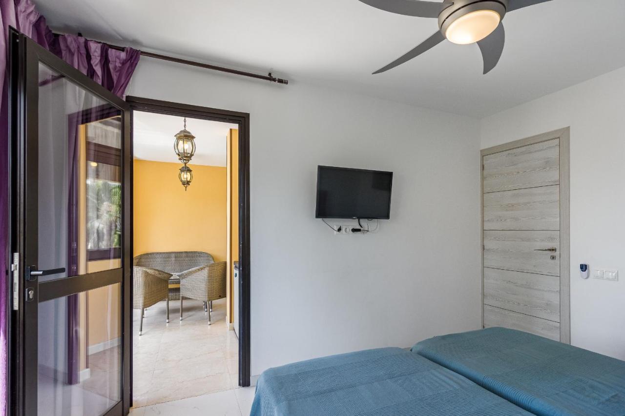 Amazing 3 Bedroom Apartment On The First Line Of The Best Las Americas Beach, Air Conditioner And Terrace Ocean View بلايا ذي لاس أميريكاس المظهر الخارجي الصورة